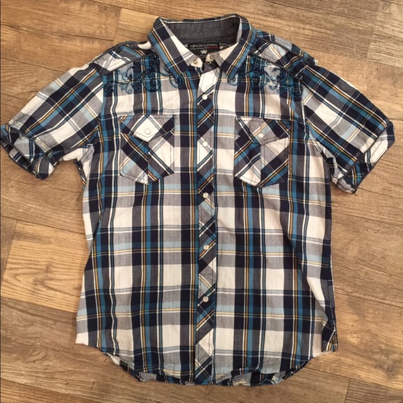 POP ICON CLOTHING Other - POP ICON CLOTHING Large Similar to BKE, Affliction